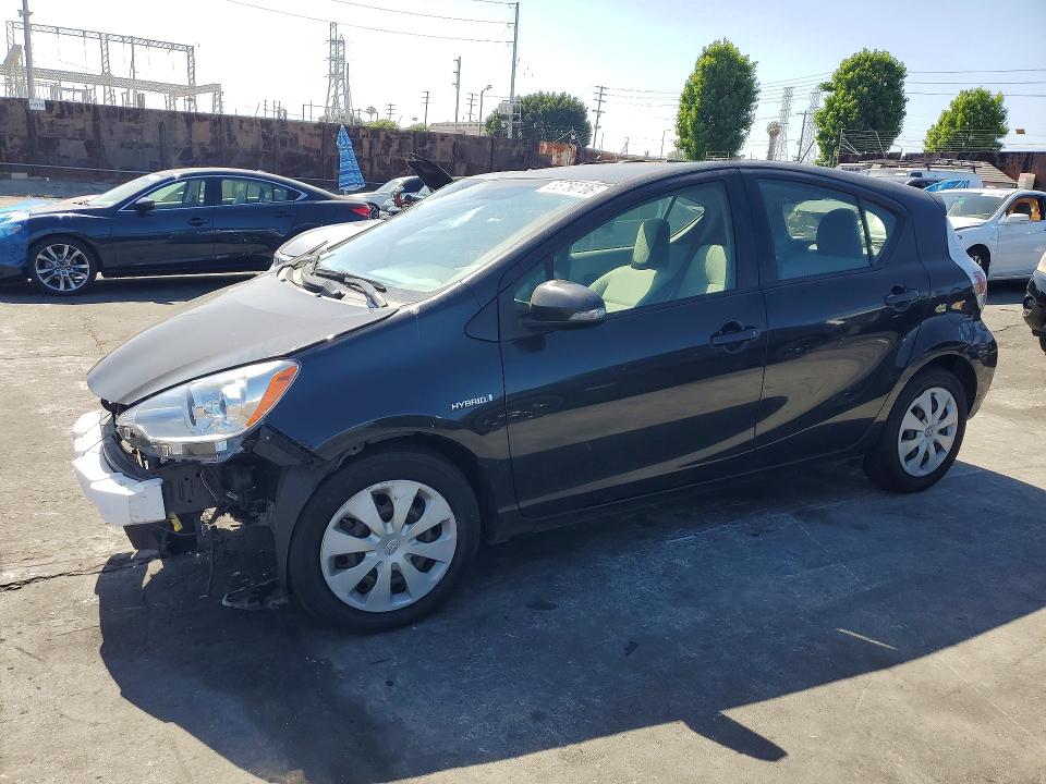 2013 Toyota Prius C მანქანა იყიდება აუქციონზე, vin: JTDKDTB38D1045239, აუქციონის ნომერი: 55780706