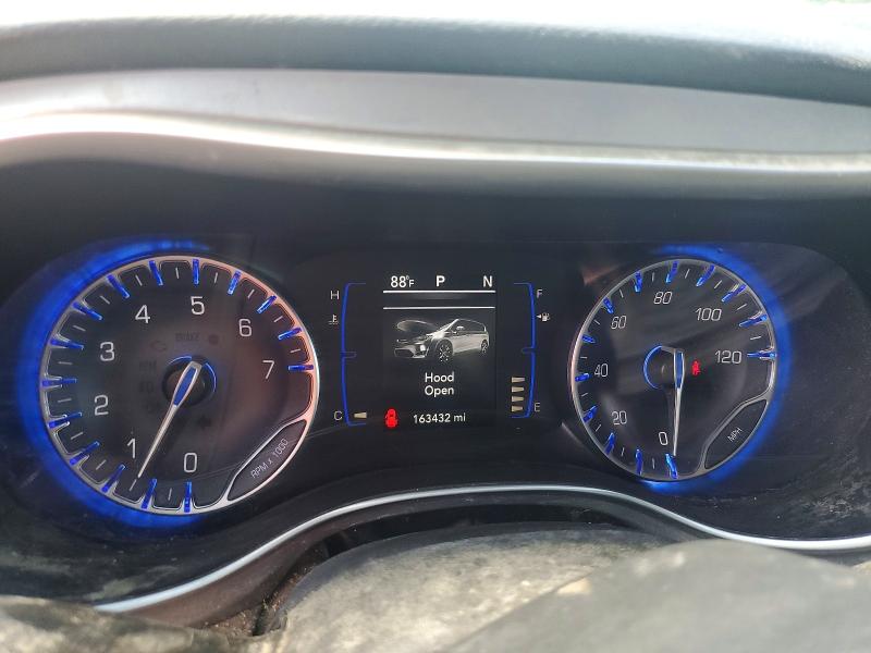 2018 Chrysler Pacifica მანქანა იყიდება აუქციონზე, vin: 2C4RC1BG2JR236431, აუქციონის ნომერი: 54958446