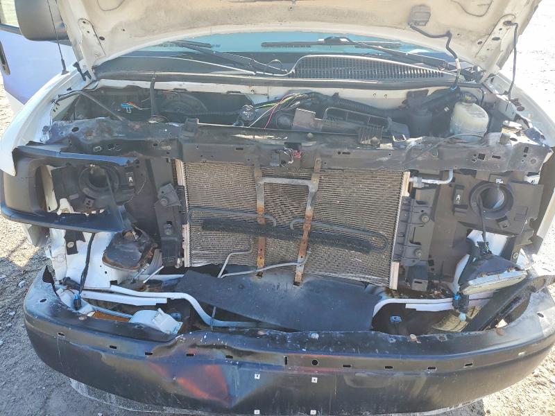 2017 Chevrolet Express 2500 მანქანა იყიდება აუქციონზე, vin: 1GCWGAFFXH1302103, აუქციონის ნომერი: 57869916