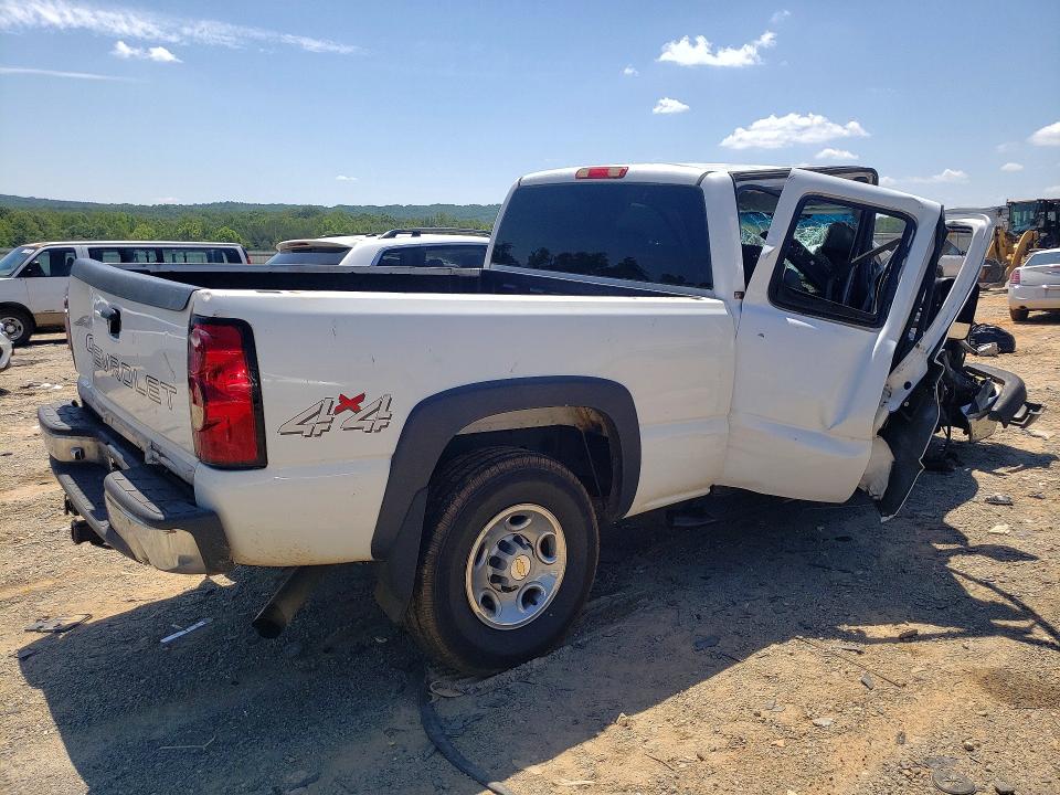 2005 Chevrolet Silverado მანქანა იყიდება აუქციონზე, vin: 1GCHK29U45E152176, აუქციონის ნომერი: 56820486