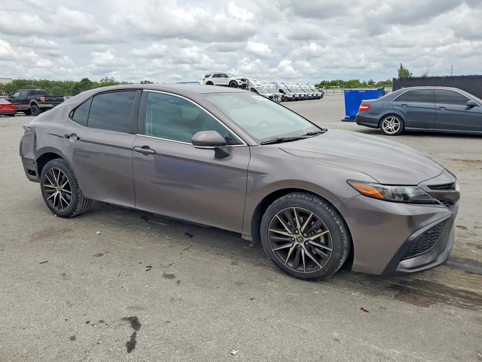 2022 Toyota Camry მანქანა იყიდება აუქციონზე, vin: 4T1G11AK0NU668524, აუქციონის ნომერი: 56665506
