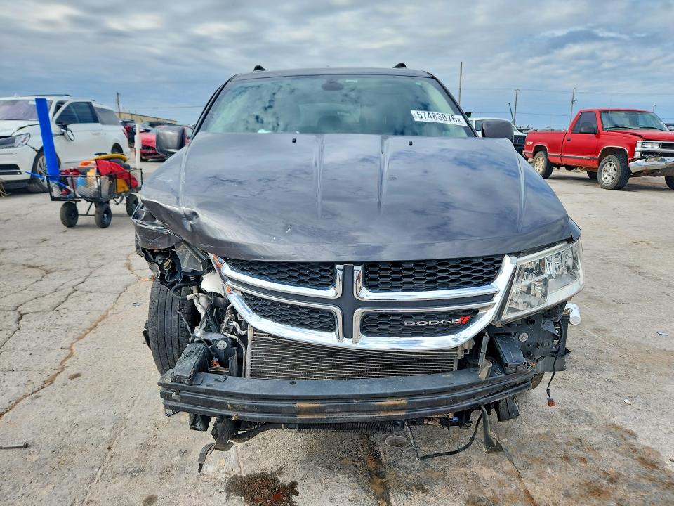 57483876 :رقم المزاد ، 3C4PDCBGXJT526249 vin ، 2018 Dodge Journey مزاد بيع