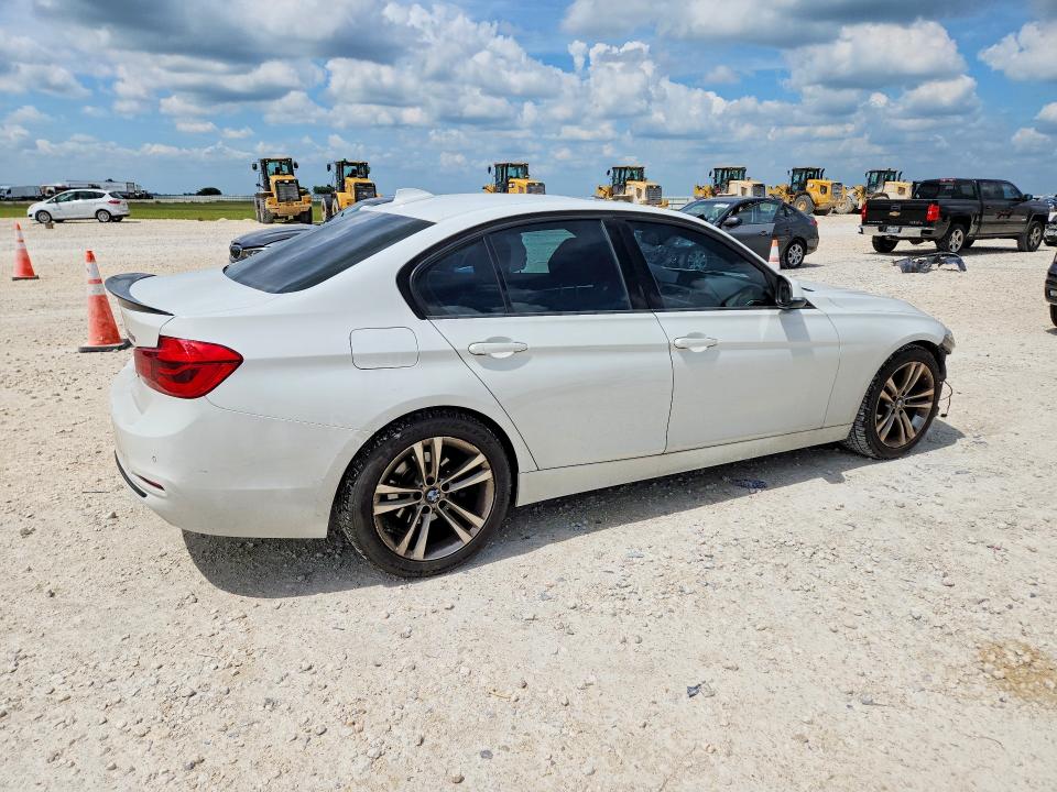 Продаж на аукціоні авто 2016 Bmw 328, vin: WBA8E9G59GNU30615, номер лоту: 55889146