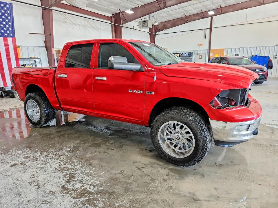 56801836 :رقم المزاد ، 1D3HV13T59J523299 vin ، 2009 Dodge Ram 1500 مزاد بيع