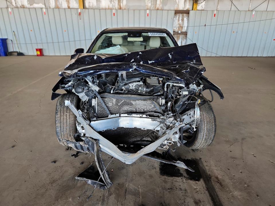 58845886 :رقم المزاد ، 55SWF4KB1GU133794 vin ، 2016 Mercedes-benz C مزاد بيع