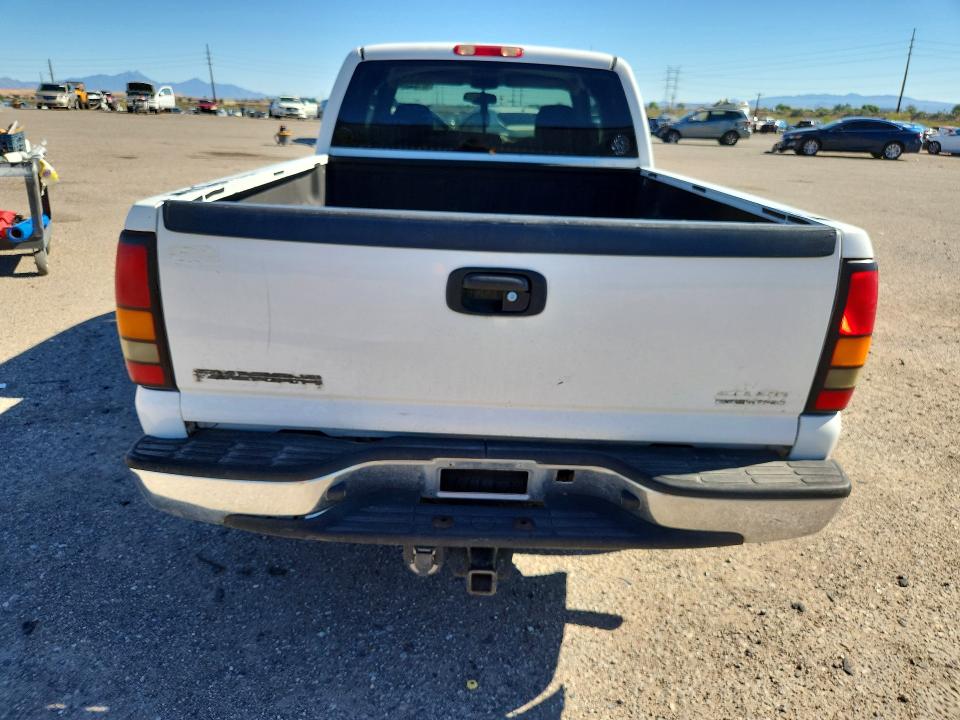 Продажа на аукционе авто 2005 Gmc New Sierra, vin: 2GTEC19T051291692, номер лота: 58105536