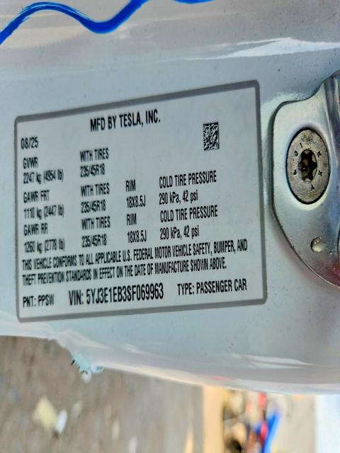 58835916 :رقم المزاد ، 5YJ3E1EB3SF069963 vin ، 2025 Tesla Model 3 مزاد بيع