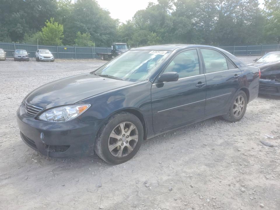2005 Toyota Camry მანქანა იყიდება აუქციონზე, vin: 4T1BF30K65U614251, აუქციონის ნომერი: 57526496