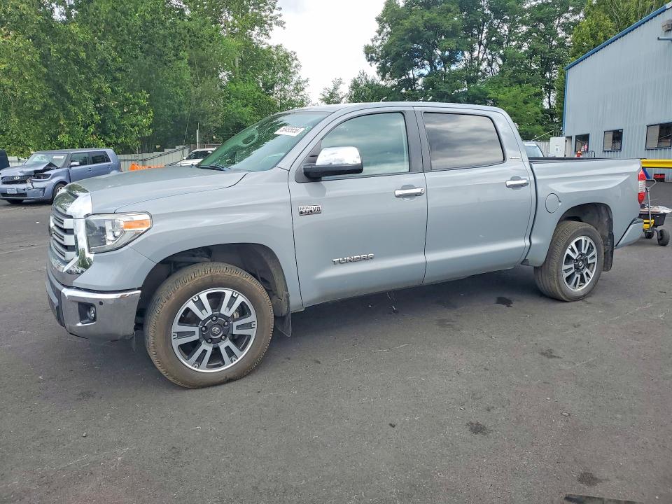 58495656 :رقم المزاد ، 5TFHY5F14JX729782 vin ، 2018 Toyota Tundra مزاد بيع