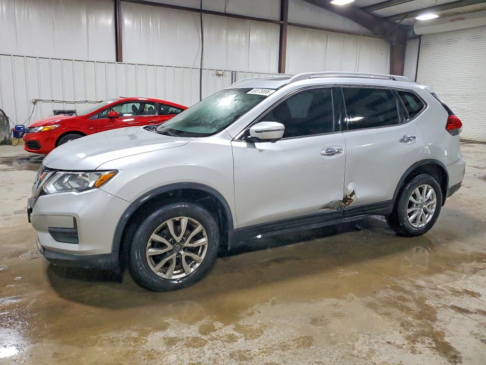 Продаж на аукціоні авто 2017 Nissan Rogue, vin: 5N1AT2MV0HC888588, номер лоту: 58375696
