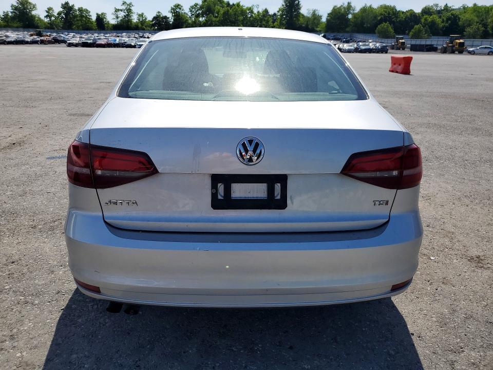 56123356 :رقم المزاد ، 3VW167AJ5GM343250 vin ، 2016 Volkswagen Jetta مزاد بيع