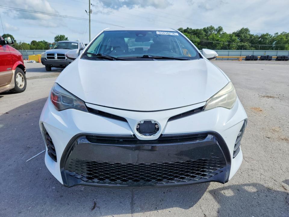 55656216 :رقم المزاد ، 2T1BURHE6JC079702 vin ، 2018 Toyota Corolla مزاد بيع