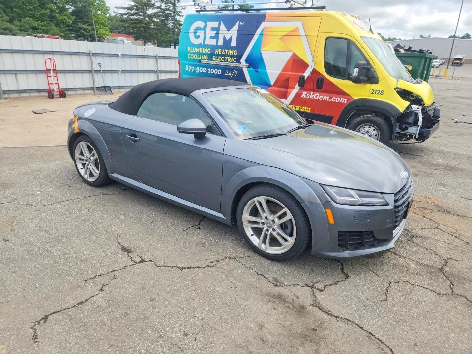 2017 Audi Tt მანქანა იყიდება აუქციონზე, vin: TRUT5CFV9H1002778, აუქციონის ნომერი: 54521096