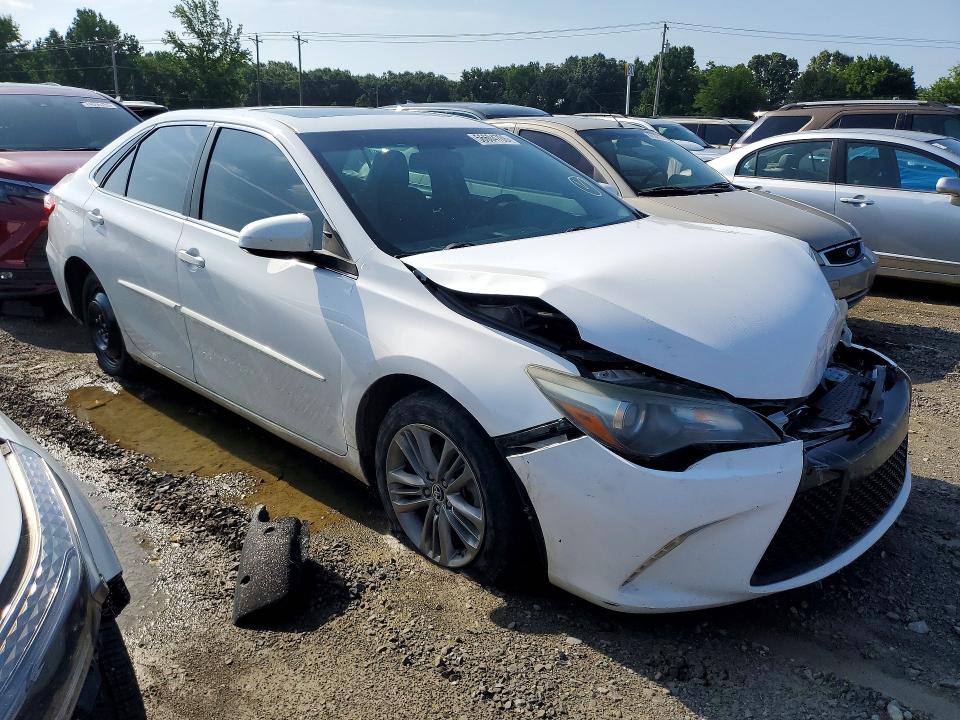 56604706 :رقم المزاد ، 4T1BF1FK0GU153370 vin ، 2016 Toyota Camry مزاد بيع