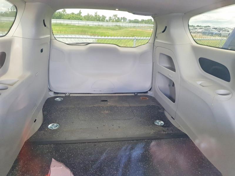 56299406 :رقم المزاد ، 2C4RC1CG2PR537515 vin ، 2023 Chrysler Voyager مزاد بيع