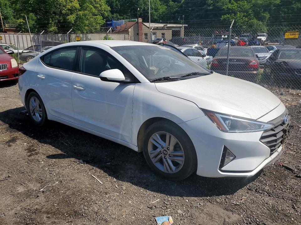 55513966 :رقم المزاد ، 5NPD84LF4LH631455 vin ، 2020 Hyundai Elantra مزاد بيع