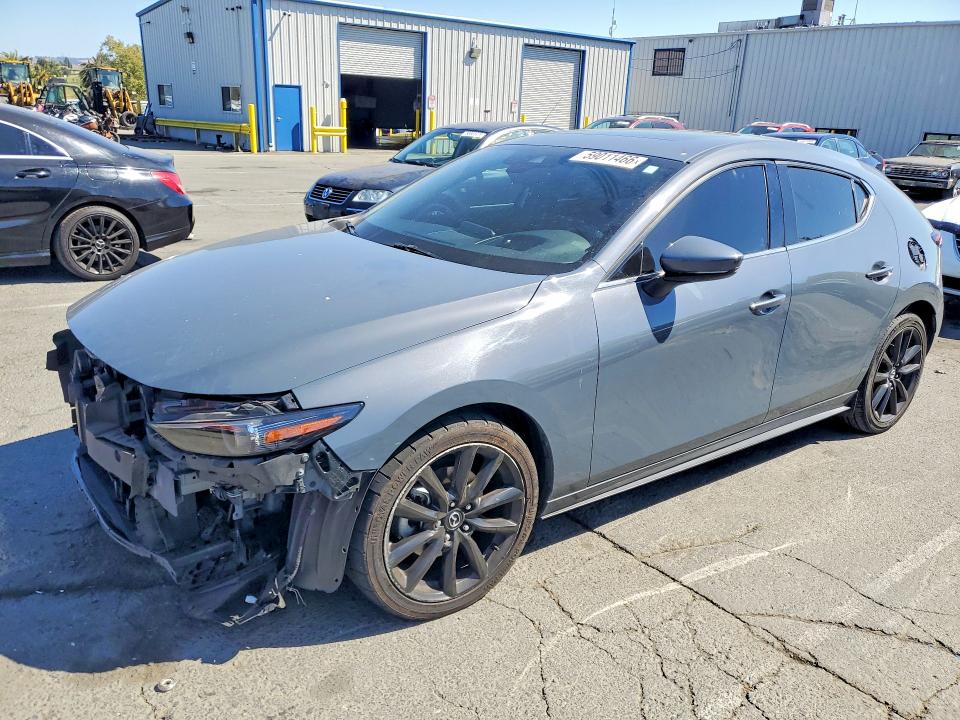 Продажа на аукционе авто 2019 Mazda 3, vin: JM1BPBNM4K1138942, номер лота: 59011466