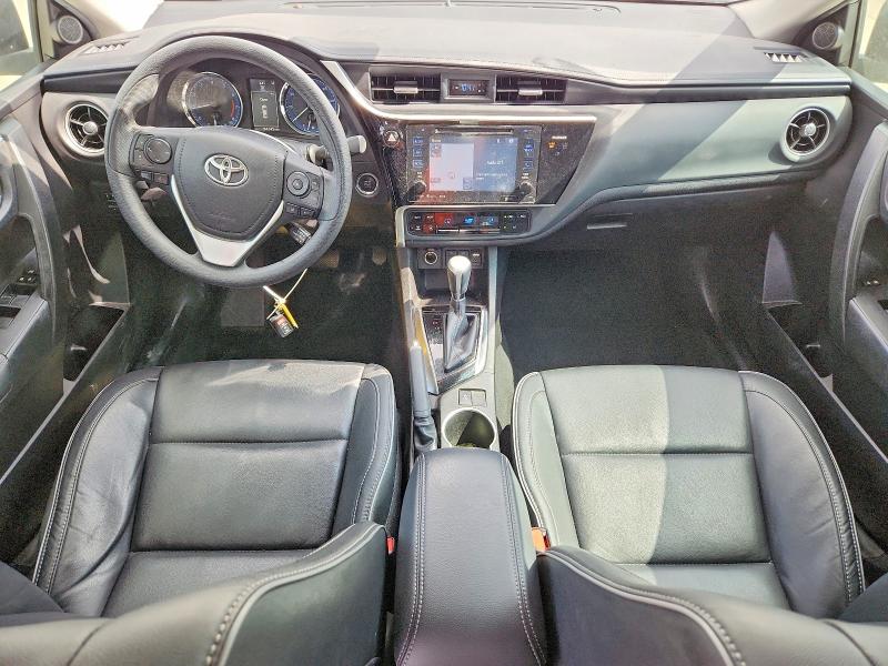 2017 Toyota Corolla მანქანა იყიდება აუქციონზე, vin: 5YFBURHE5HP581577, აუქციონის ნომერი: 55860846