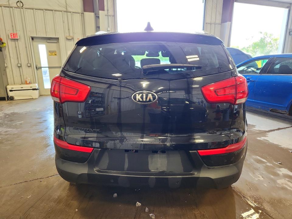 58927526 :رقم المزاد ، KNDPCCAC8G7817167 vin ، 2016 Kia Sportage مزاد بيع