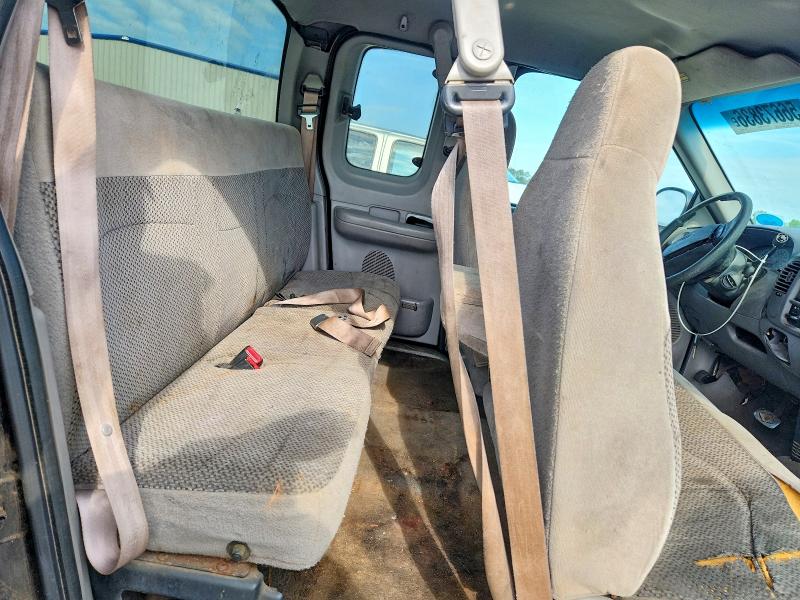 56673836 :رقم المزاد ، 1FTRX17WXXNB47250 vin ، 1999 Ford F150 مزاد بيع