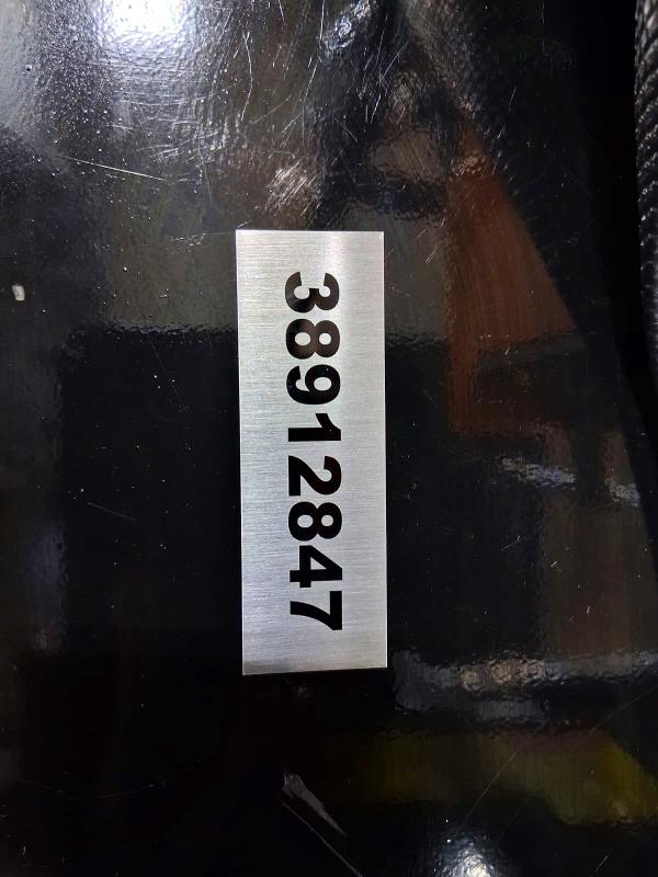 2026 Others 2026 2 Tower/post Frame Machin მანქანა იყიდება აუქციონზე, vin: 38912847, აუქციონის ნომერი: 58457116