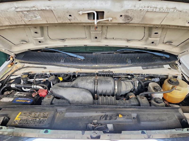 58546626 :رقم المزاد ، 1FBSS3BL0DDA94394 vin ، 2013 Ford Econoline مزاد بيع
