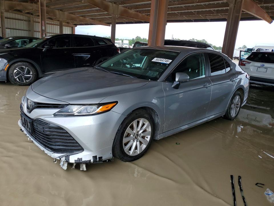 2019 Toyota Camry მანქანა იყიდება აუქციონზე, vin: 4T1B11HK3KU800400, აუქციონის ნომერი: 56344746