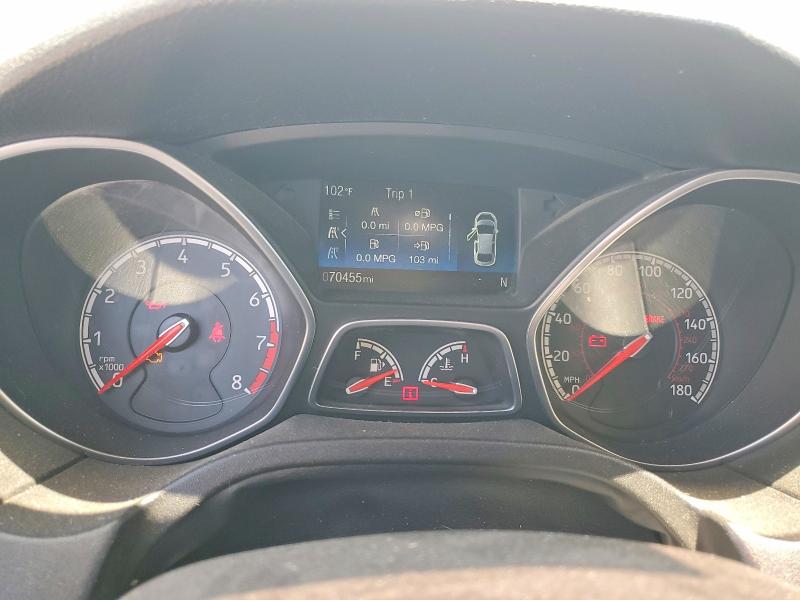 56532946 :رقم المزاد ، 1FADP3L93HL245819 vin ، 2017 Ford Focus مزاد بيع