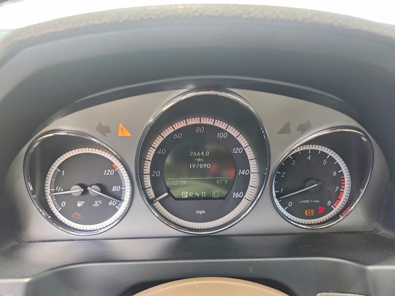 2010 Mercedes-benz C მანქანა იყიდება აუქციონზე, vin: WDDGF5EB6AF376176, აუქციონის ნომერი: 55735526