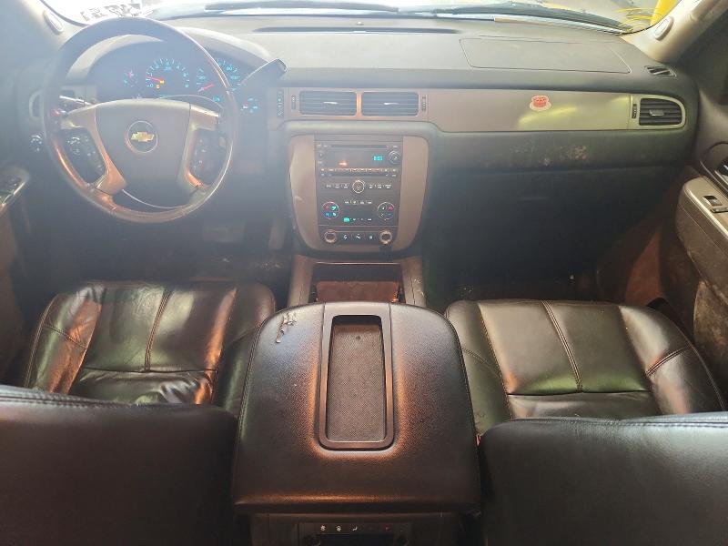 Продажа на аукционе авто 2011 Chevrolet Suburban, vin: 1GNSKJE38BR270207, номер лота: 58118236