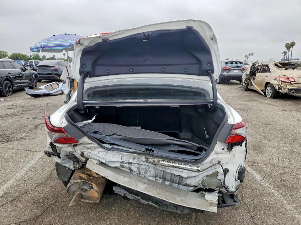 Продажа на аукционе авто 2021 Toyota Camry, vin: 4T1C31AK6MU564269, номер лота: 58077816