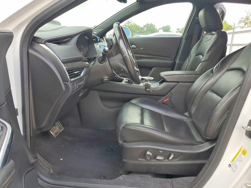 57739626 :رقم المزاد ، 1GYFZFR4XLF064454 vin ، 2020 Cadillac Xt4 مزاد بيع