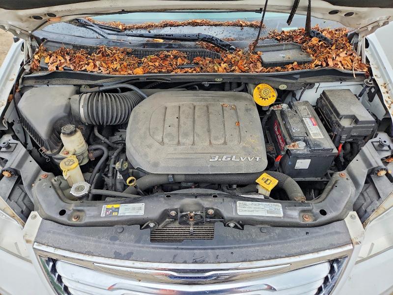 57994916 :رقم المزاد ، 2C4RC1BG0GR223265 vin ، 2016 Chrysler Town & Country مزاد بيع