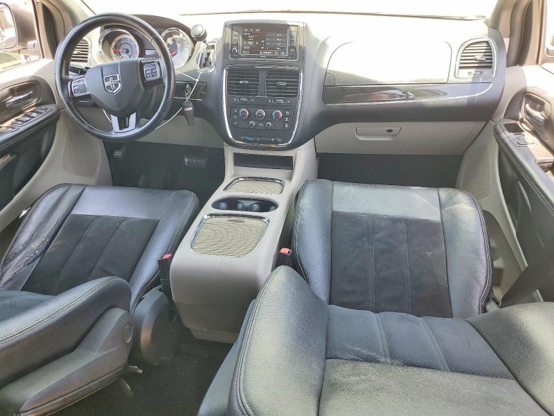 56473676 :رقم المزاد ، 2C4RDGCG1HR761263 vin ، 2017 Dodge Grand Caravan مزاد بيع