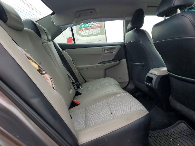 57051346 :رقم المزاد ، 4T1BF1FK0FU057043 vin ، 2015 Toyota Camry مزاد بيع