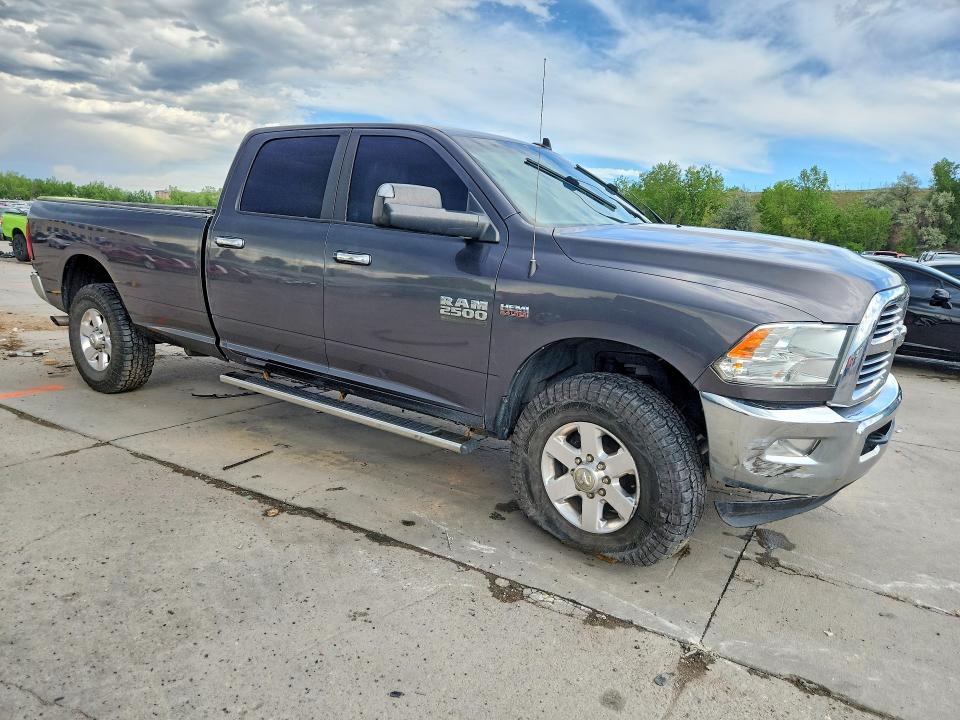 55799956 :رقم المزاد ، 3C6UR5JJ9FG646676 vin ، 2015 Ram 2500 مزاد بيع
