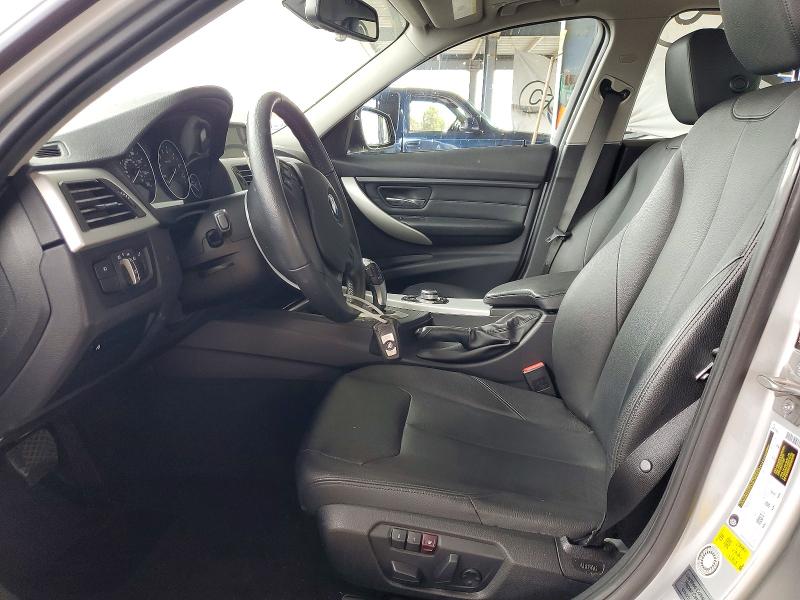 2013 Bmw 328 მანქანა იყიდება აუქციონზე, vin: WBA3C1G53DNR44182, აუქციონის ნომერი: 58037606
