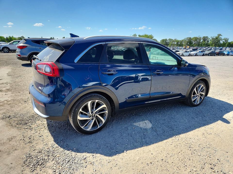 2017 Kia Niro მანქანა იყიდება აუქციონზე, vin: KNDCE3LC1H5070272, აუქციონის ნომერი: 55615656