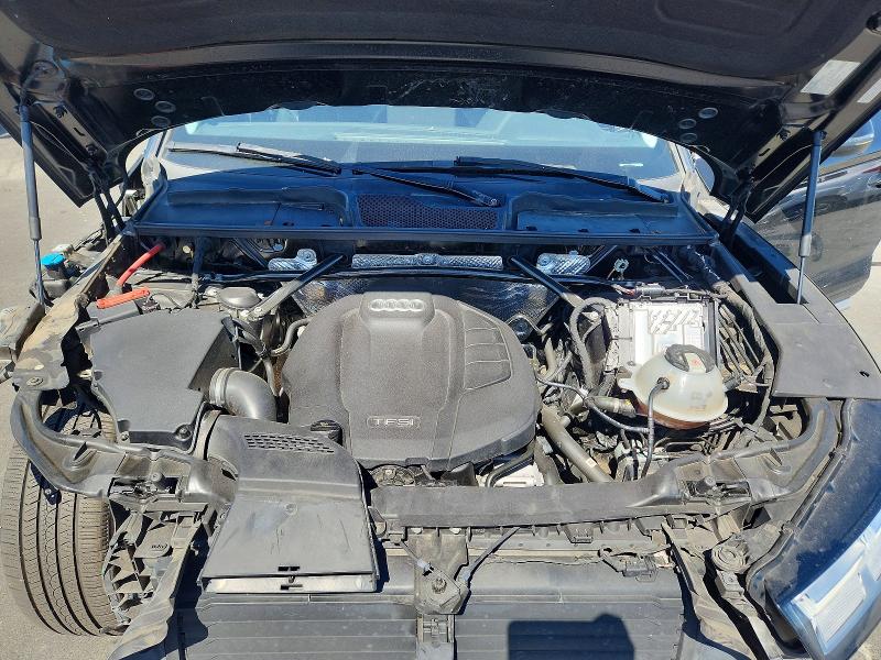 55783566 :رقم المزاد ، WA1BNAFY6J2102402 vin ، 2018 Audi Q5 مزاد بيع