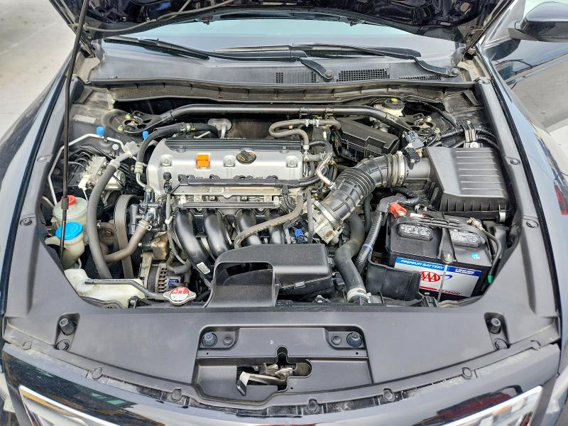 56492506 :رقم المزاد ، 1HGCS1B82BA004159 vin ، 2011 Honda Accord مزاد بيع