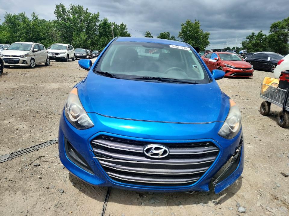 2017 Hyundai Elantra Gt მანქანა იყიდება აუქციონზე, vin: KMHD35LH4HU375932, აუქციონის ნომერი: 55874946