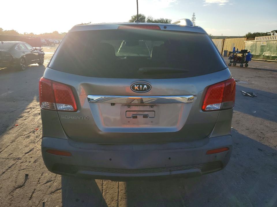 Продажа на аукционе авто 2011 Kia Sorento, vin: 5XYKT4A10BG114981, номер лота: 57609826
