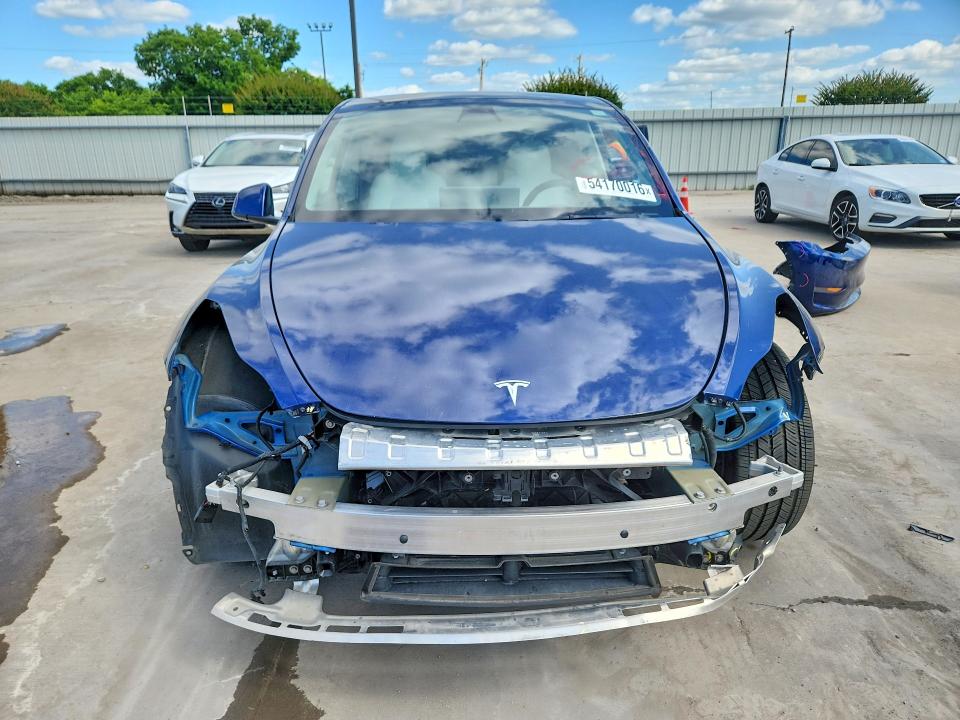 54170016 :رقم المزاد ، 5YJYGDEF5MF270111 vin ، 2021 Tesla Model Y مزاد بيع