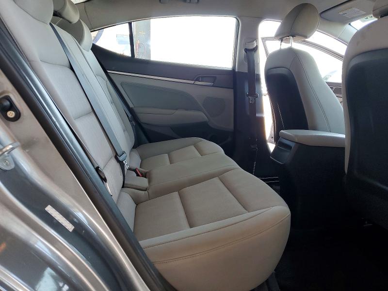 2017 Hyundai Elantra მანქანა იყიდება აუქციონზე, vin: KMHD84LF4HU243246, აუქციონის ნომერი: 58130396