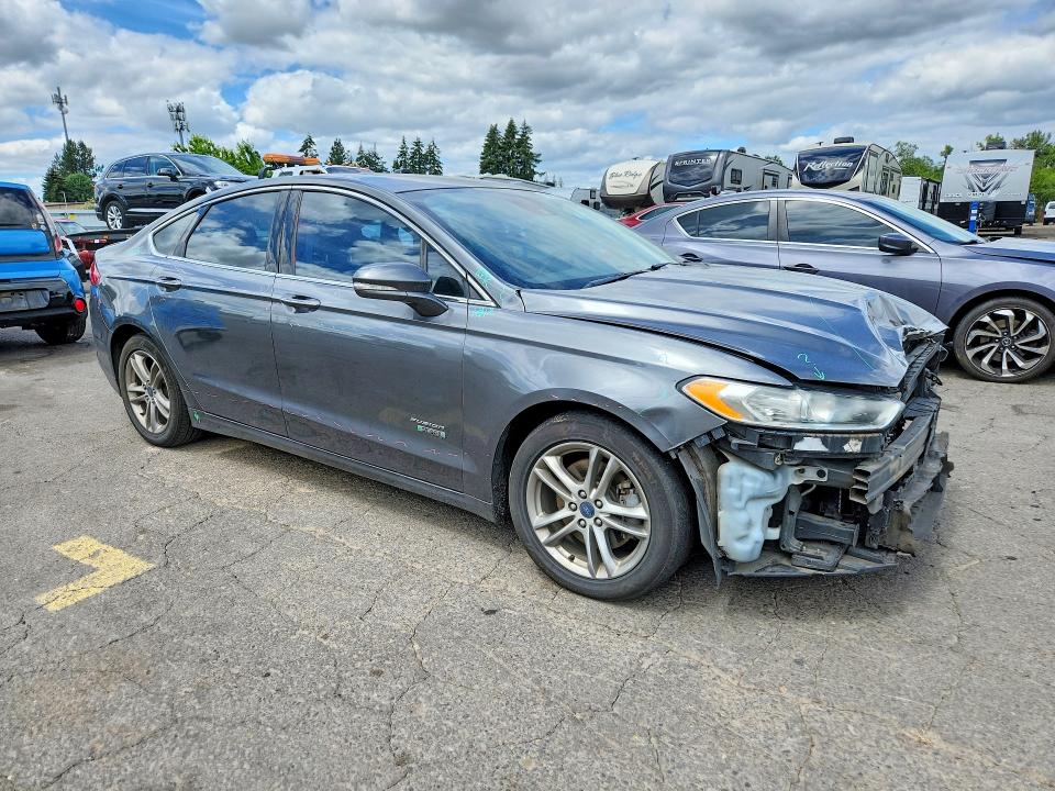 2016 Ford Fusion მანქანა იყიდება აუქციონზე, vin: 3FA6P0SU1GR196620, აუქციონის ნომერი: 55632526