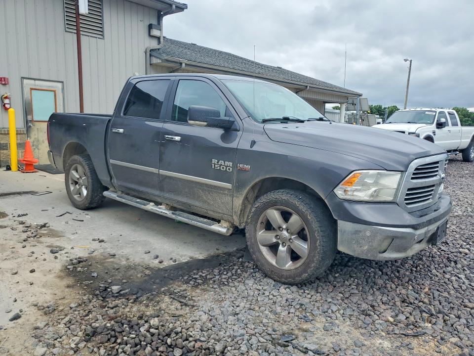 57821236 :رقم المزاد ، 1C6RR7LT4JS333214 vin ، 2018 Ram 1500 مزاد بيع