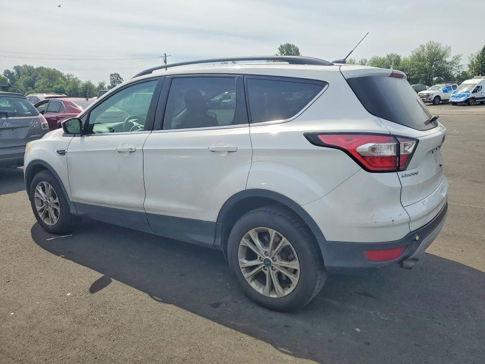 Продажа на аукционе авто 2018 Ford Escape, vin: 1FMCU9GD9JUB74394, номер лота: 58469246