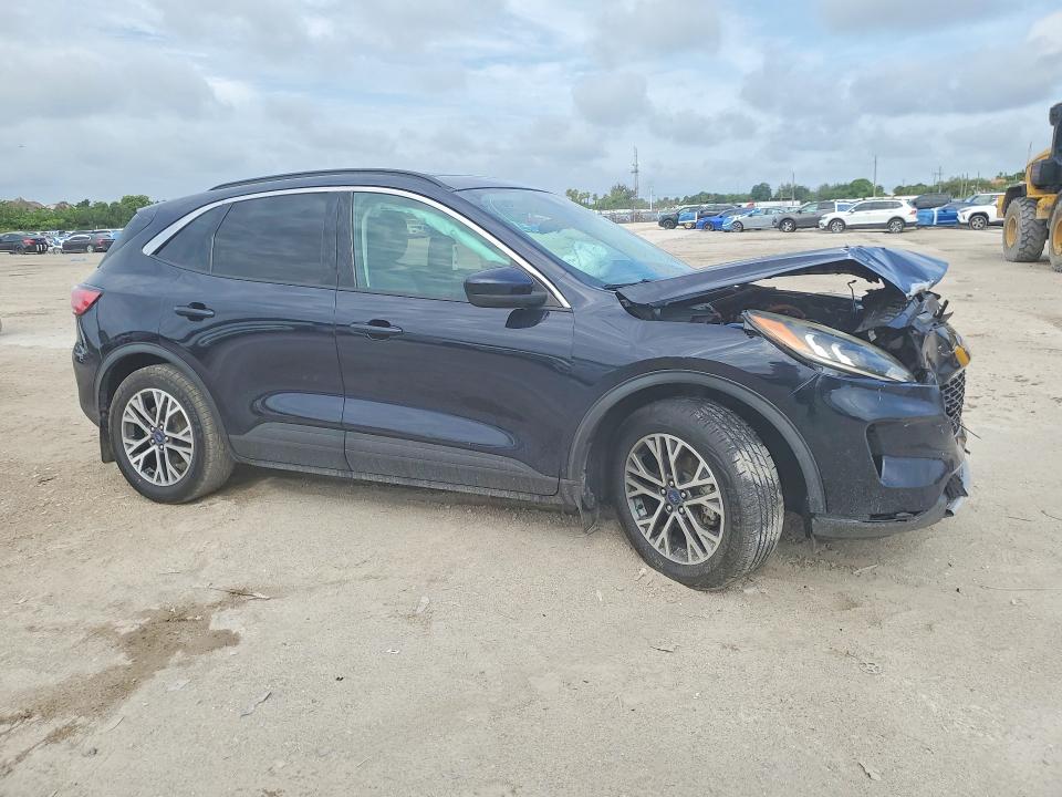 Продаж на аукціоні авто 2021 Ford Escape, vin: 1FMCU0CZ4MUB16260, номер лоту: 55486356