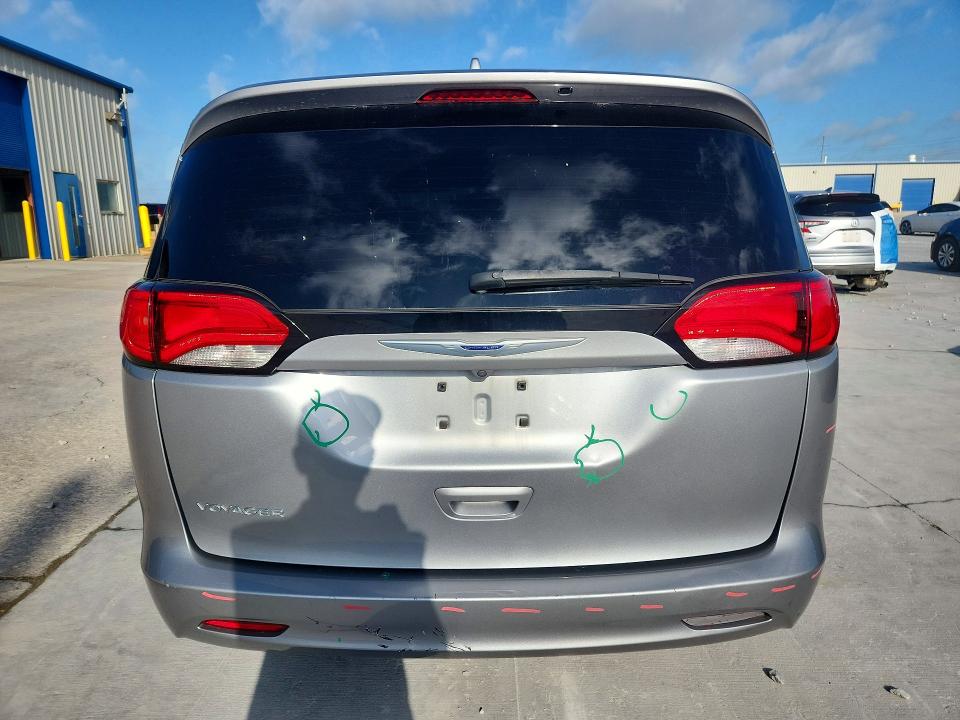 56747936 :رقم المزاد ، 2C4RC1DG9LR265411 vin ، 2020 Chrysler Voyager مزاد بيع