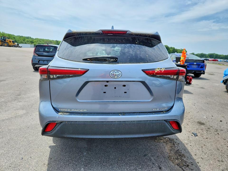 Продаж на аукціоні авто 2021 Toyota Highlander, vin: 5TDGZRBH9MS108535, номер лоту: 53259636